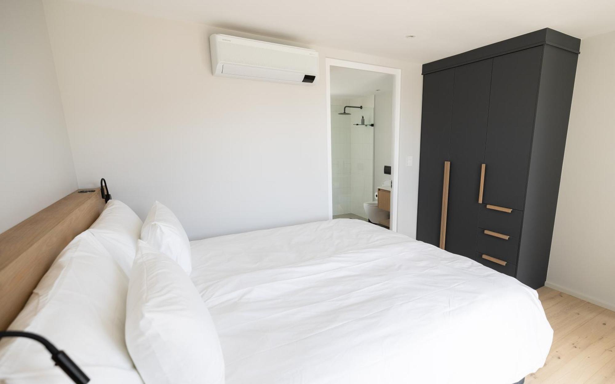 Ocean 9 - Sunset Beachfront Residency Κέιπ Τάουν Εξωτερικό φωτογραφία