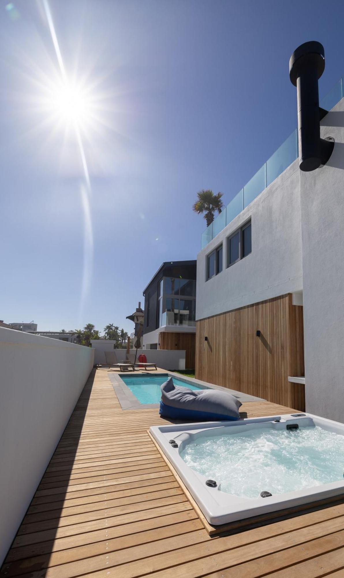 Ocean 9 - Sunset Beachfront Residency Κέιπ Τάουν Εξωτερικό φωτογραφία